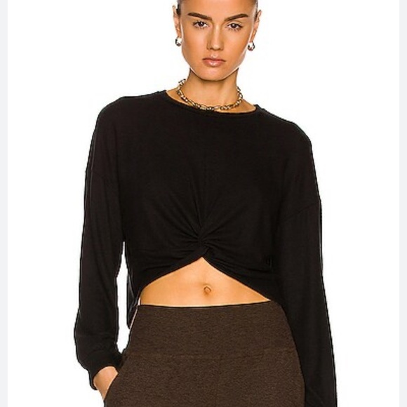 Beyond Yoga Top Womens Small Twist Of Fate Crop Shirt Black Sweatshirt Q - Picture 1 of 10